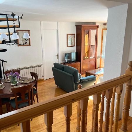 Appartamento Precioso Duplex En Puigcerda Con Plaza De Parking Esterno foto
