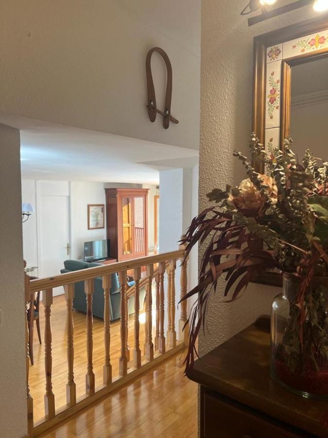Appartamento Precioso Duplex En Puigcerda Con Plaza De Parking Esterno foto