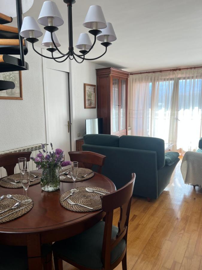 Appartamento Precioso Duplex En Puigcerda Con Plaza De Parking Esterno foto