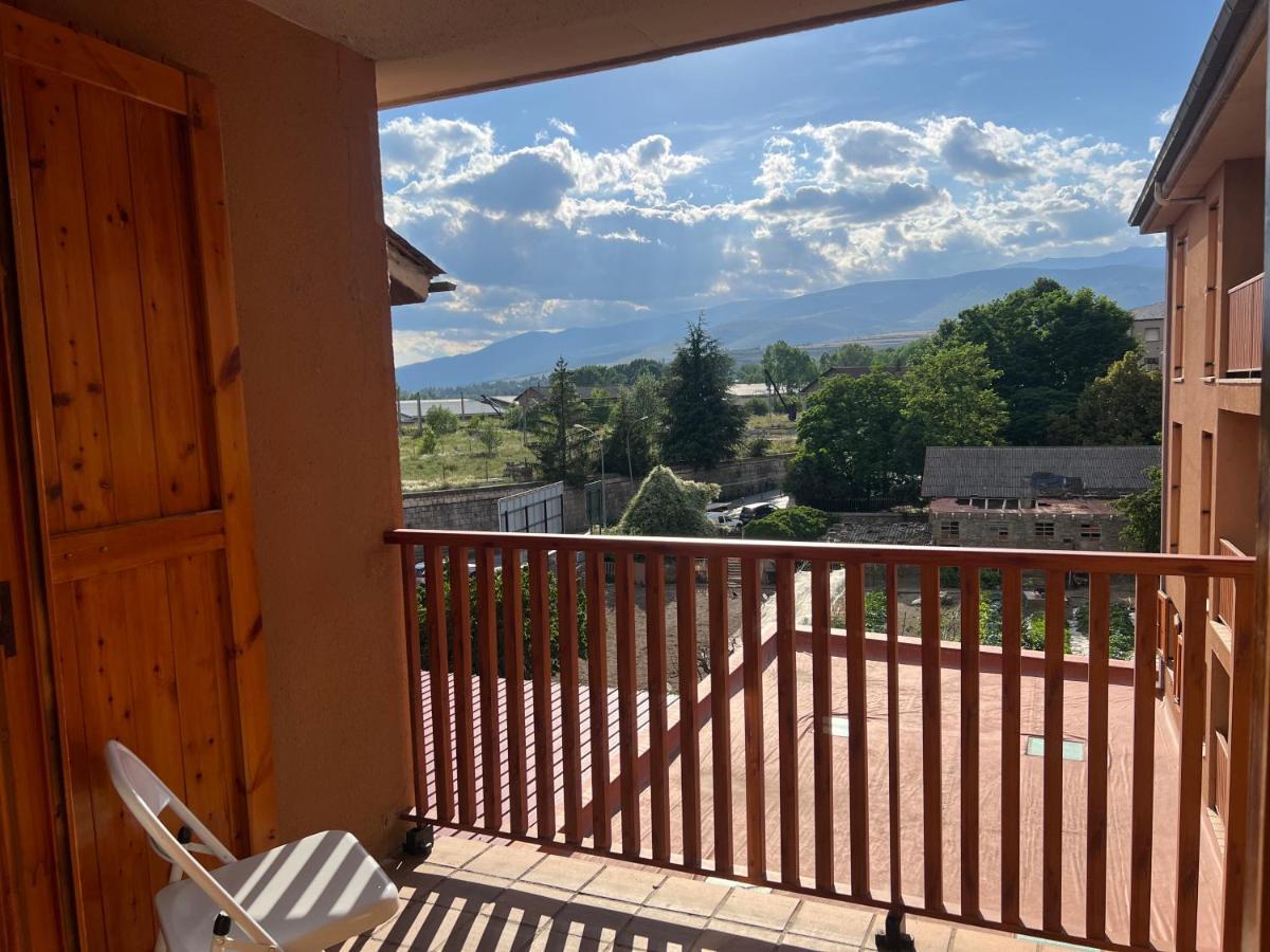 Appartamento Precioso Duplex En Puigcerda Con Plaza De Parking Esterno foto